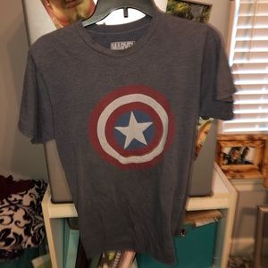 captain america t-shirt